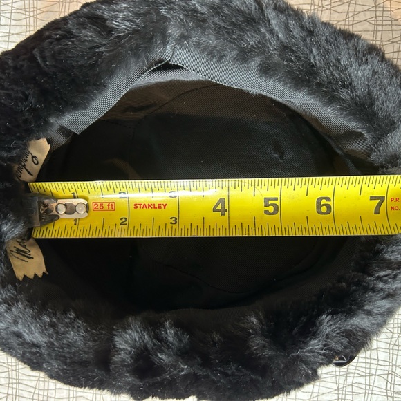 Vintage Black Pill Box Hat with Satin Bow - Picture 6 of 6